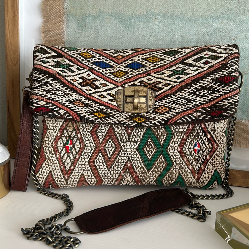 One Love Global Imports Three Way Purse/clutch/wristlet
